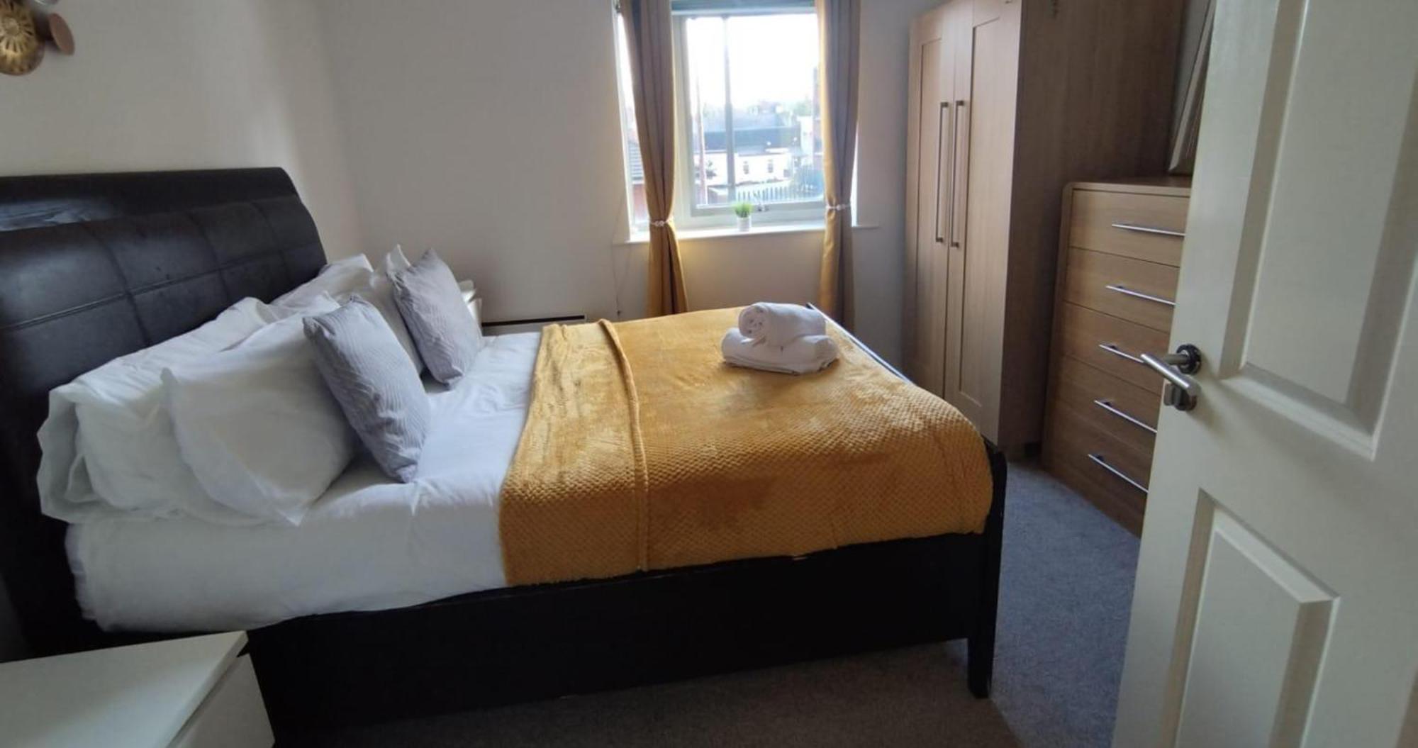 Business & Leisure City Centre 2 Bed En-Suite Apartment With Free Parking And Netflix Coventry Zewnętrze zdjęcie