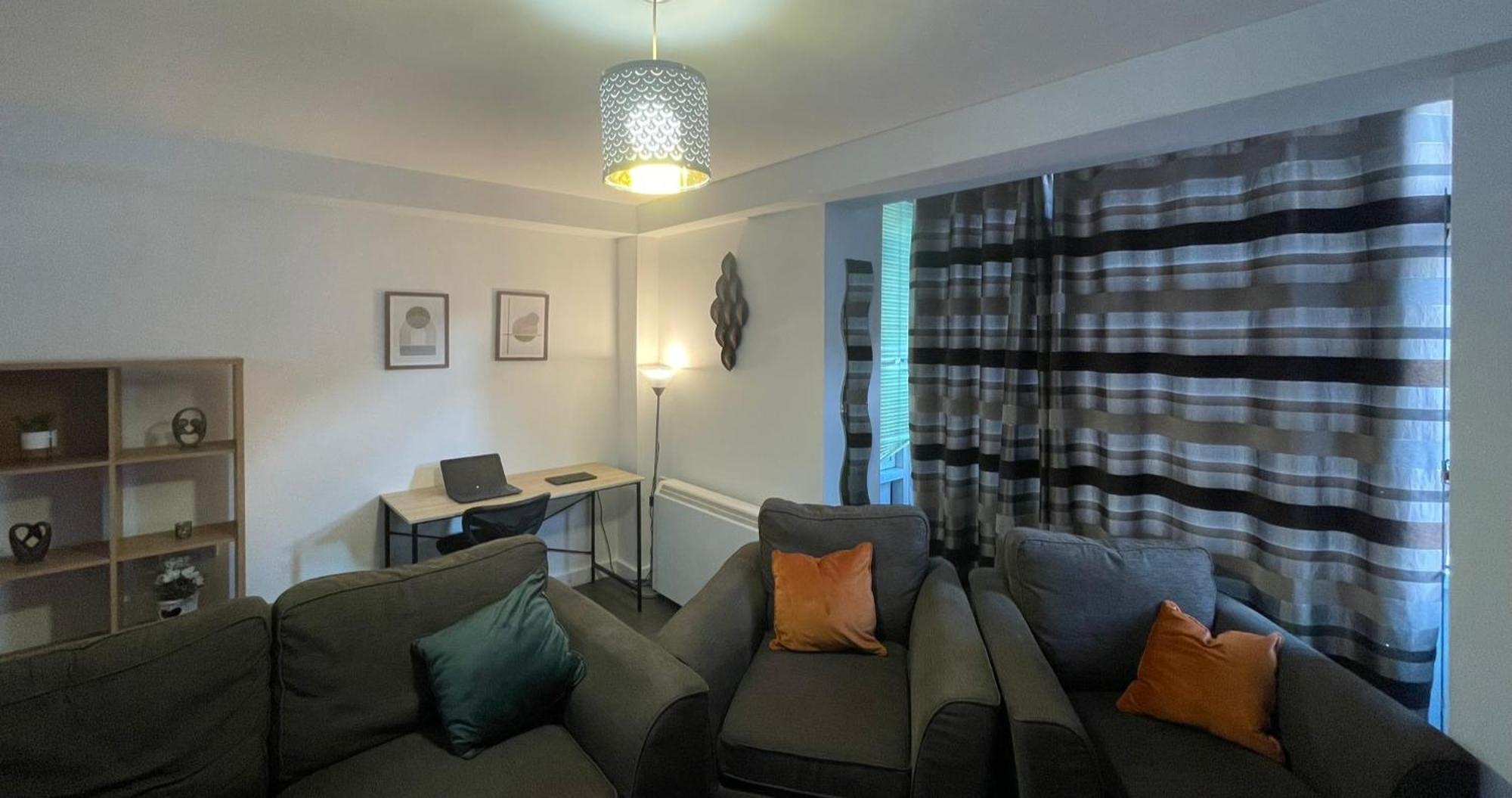 Business & Leisure City Centre 2 Bed En-Suite Apartment With Free Parking And Netflix Coventry Zewnętrze zdjęcie