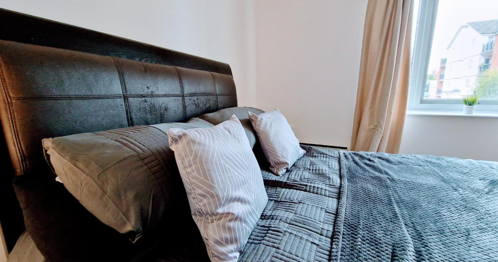 Business & Leisure City Centre 2 Bed En-Suite Apartment With Free Parking And Netflix Coventry Zewnętrze zdjęcie