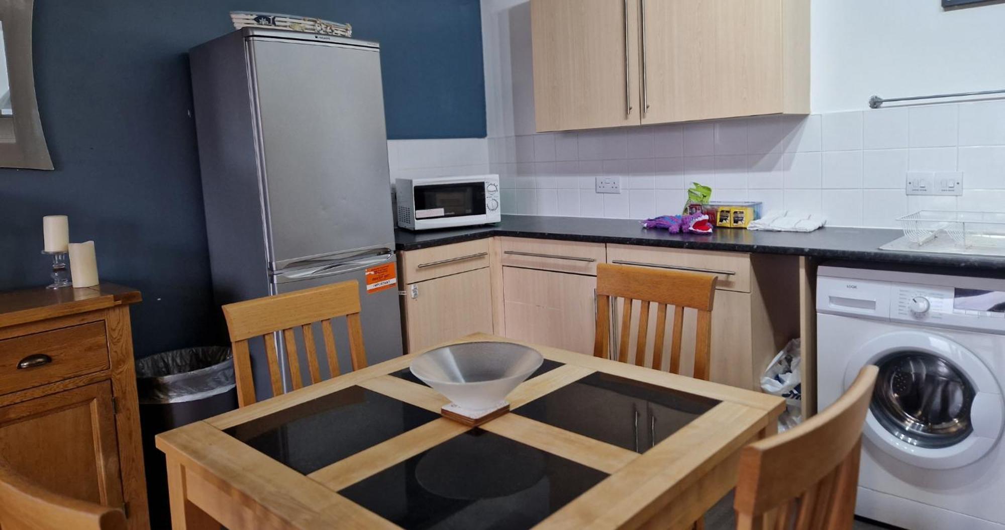 Business & Leisure City Centre 2 Bed En-Suite Apartment With Free Parking And Netflix Coventry Zewnętrze zdjęcie