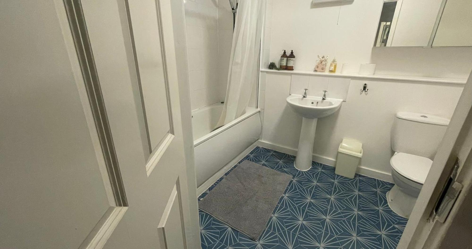 Business & Leisure City Centre 2 Bed En-Suite Apartment With Free Parking And Netflix Coventry Zewnętrze zdjęcie