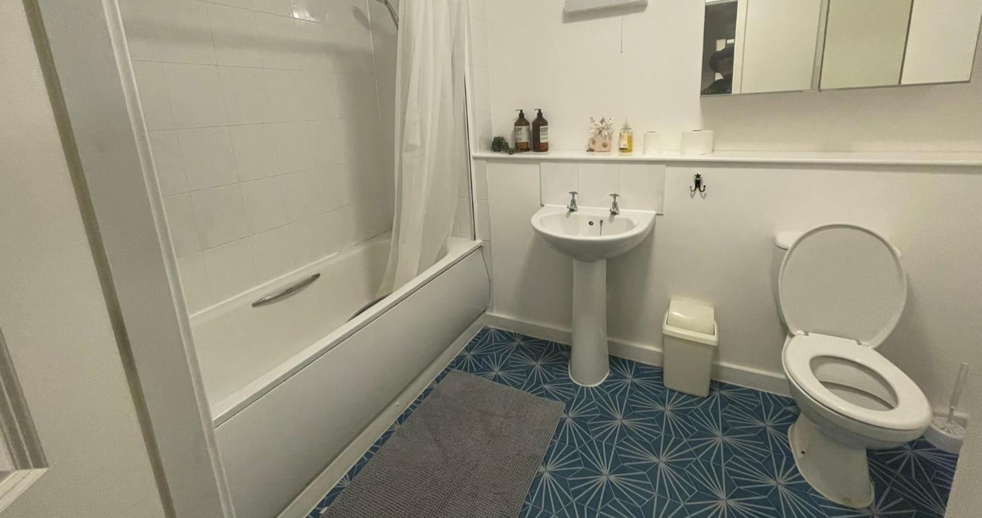Business & Leisure City Centre 2 Bed En-Suite Apartment With Free Parking And Netflix Coventry Zewnętrze zdjęcie